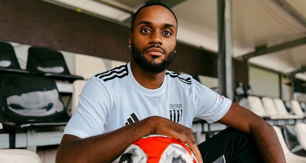 1. FC Bocholt verpflichtet Arnold Budimbu von Fortuna Köln