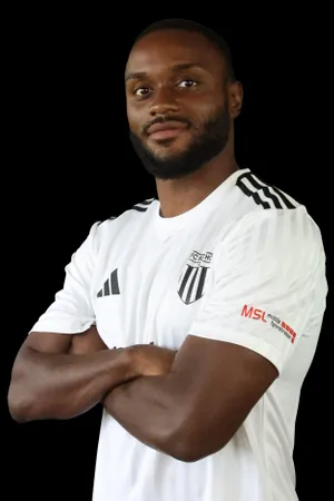 Arnold Budimbu