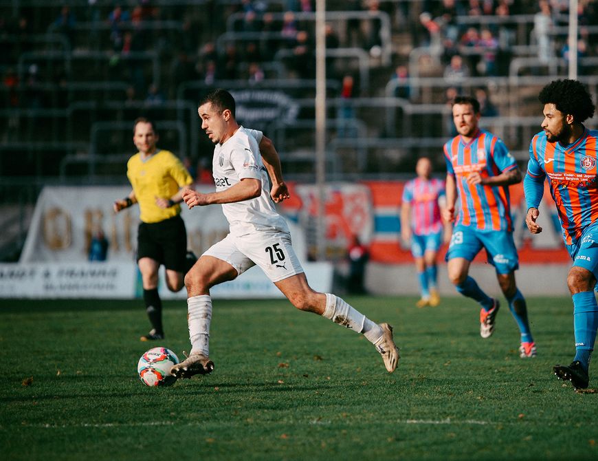 FCB chancenlos in Wuppertal: 5:1-Pleite