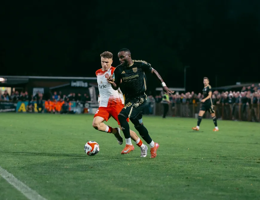 1. FC Bocholt unterliegt Spitzenreiter Siegen mit 0:2