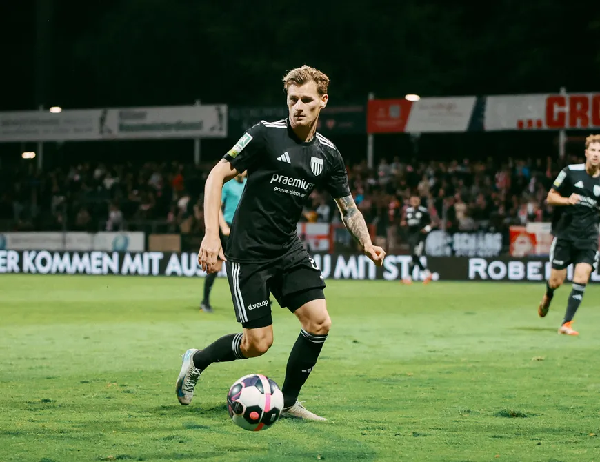 FCB zu Gast bei der SSVg Velbert 