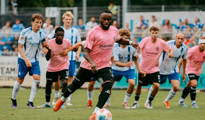 Zu Gast am Hünting: FC Schalke 04 II