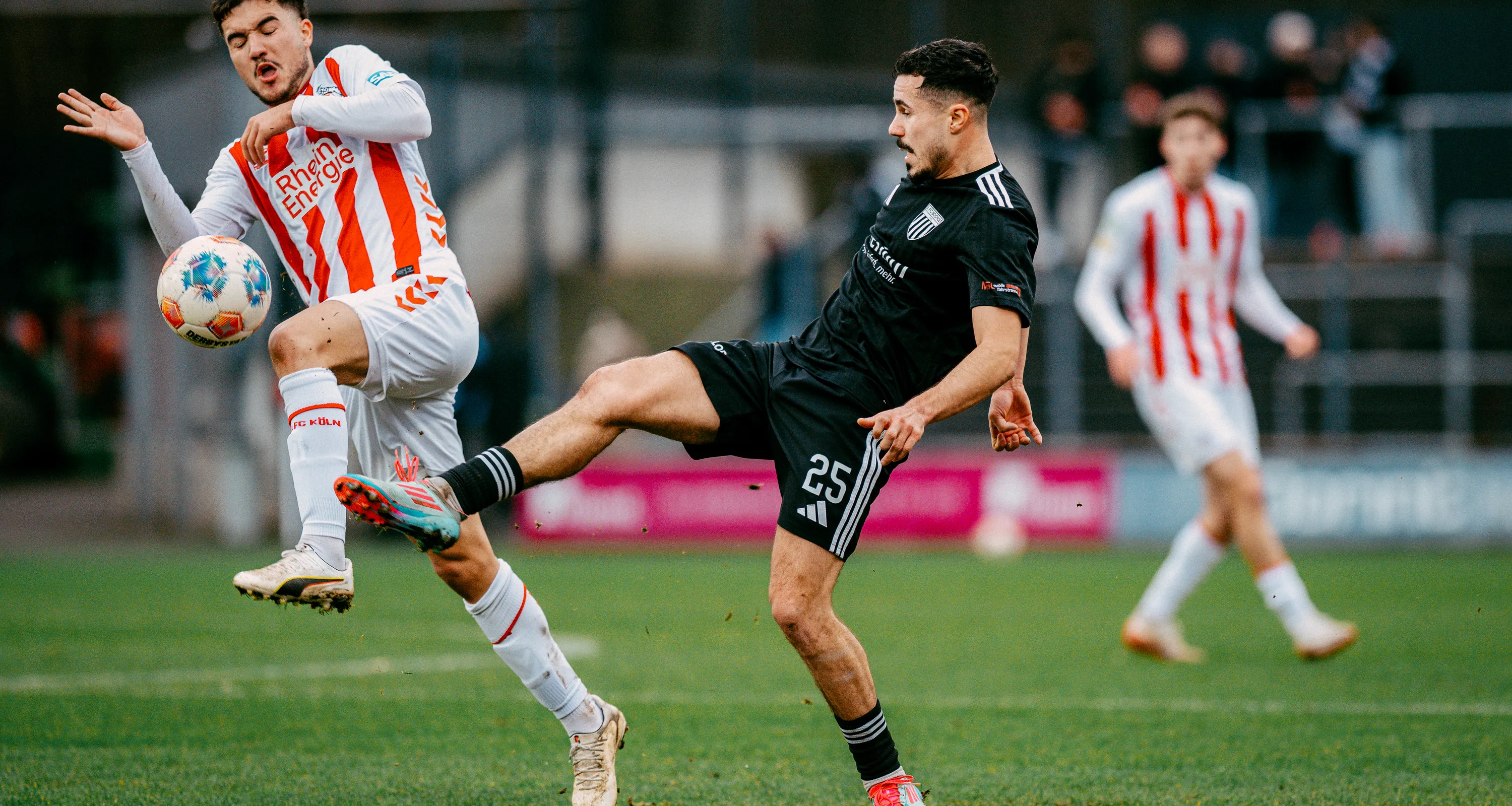 1. FC Bocholt verliert wilde Partie beim 1. FC Köln II