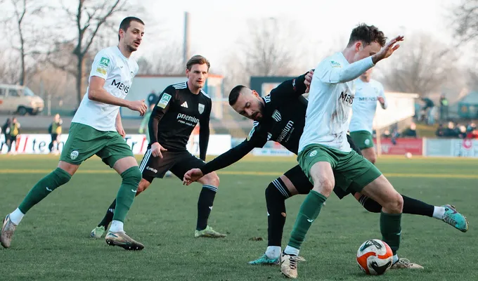 FCB punktet zum Re-Start gegen Gütersloh