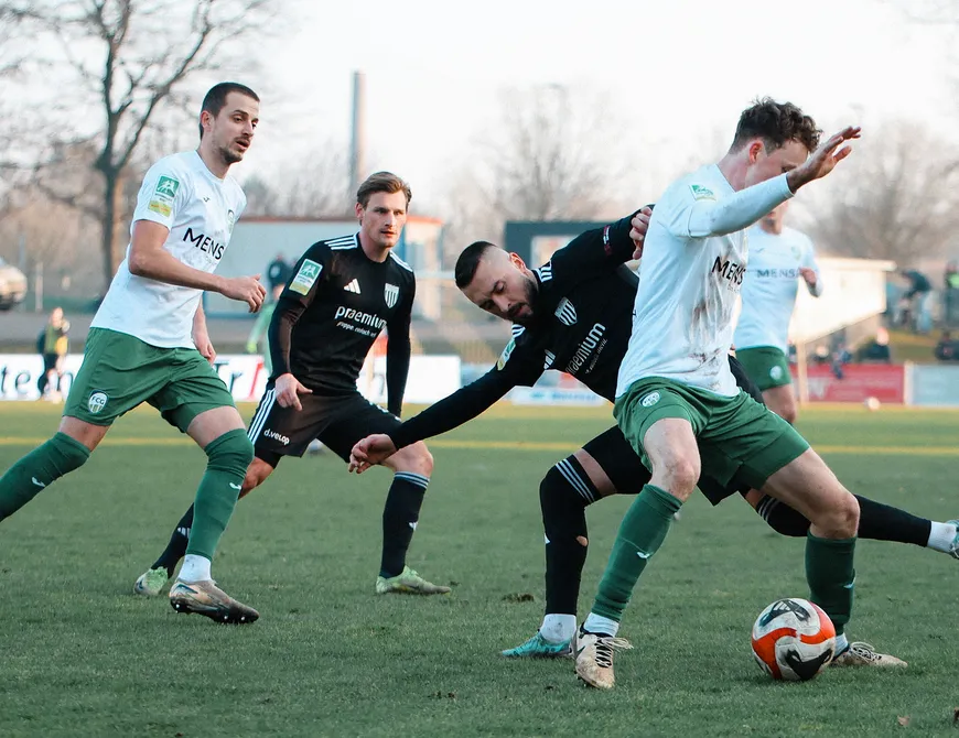 FCB punktet zum Re-Start gegen Gütersloh
