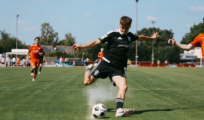 Kurzfristiges Testspiel gegen den FC Büderich am Freitag