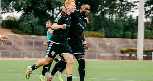 Auswärtssieg - 1. FC Bocholt gewinnt in Mönchengladbach
