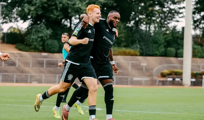 Auswärtssieg - 1. FC Bocholt gewinnt in Mönchengladbach