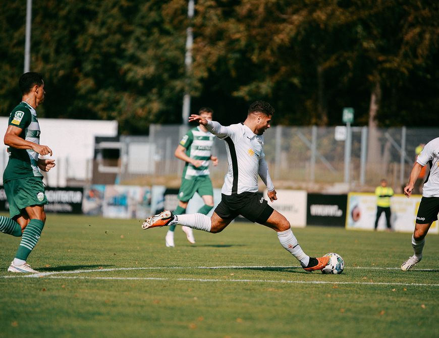 Ungeschlagen am Hünting: 2:0-Sieg gegen Gütersloh