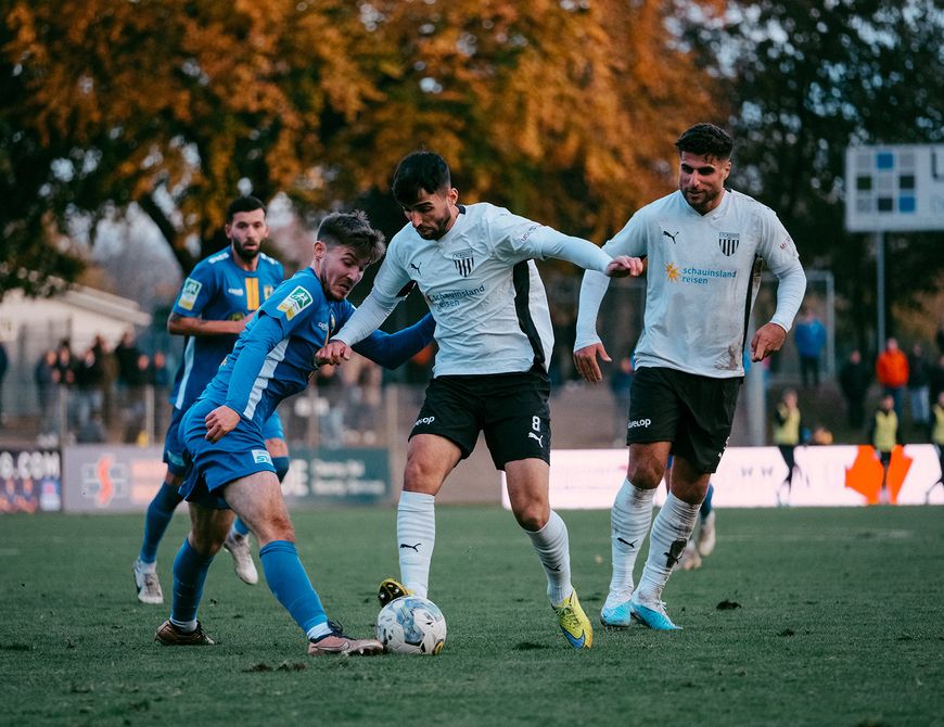 FCB beim 1. FC Düren gefordert