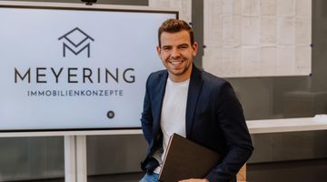 Meyering Immobilienkonzepte wird Partner des 1. FC Bocholt