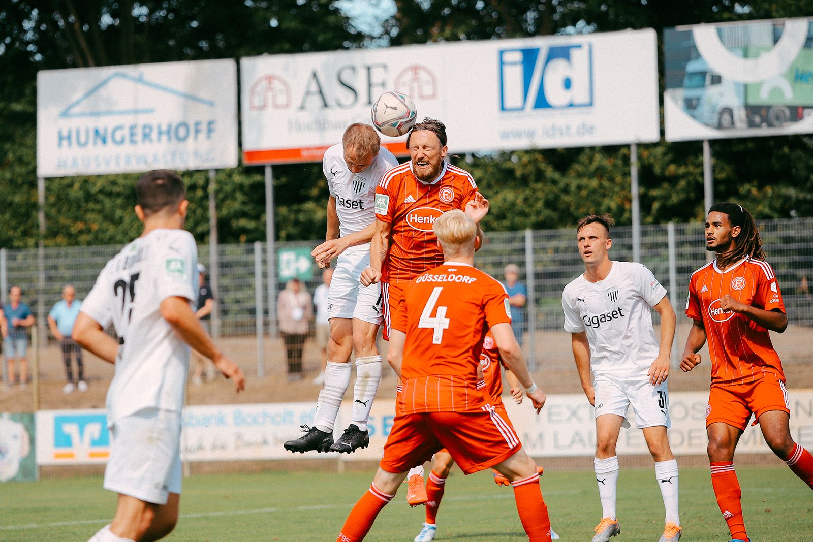 1 FC Bocholt Muss 1 2 Heimniederlage Schlucken 1 FC Bocholt 1900 E V 