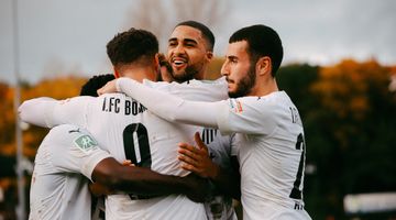 Überraschungserfolg in Rödinghausen: FCB bezwingt Tabellenführer